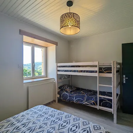 Holiday home Authentique Et Confortable Avec Vaste Terrain Et Vue Imprenable A - Fr-1-582-478 Saint-Privat-d'Allier