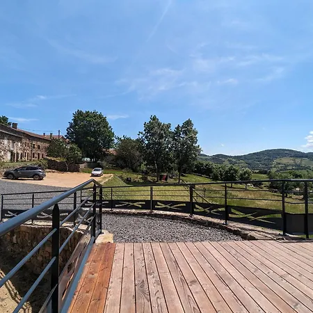 Authentique Et Confortable Avec Vaste Terrain Et Vue Imprenable A - Fr-1-582-478 Holiday home Saint-Privat-d'Allier